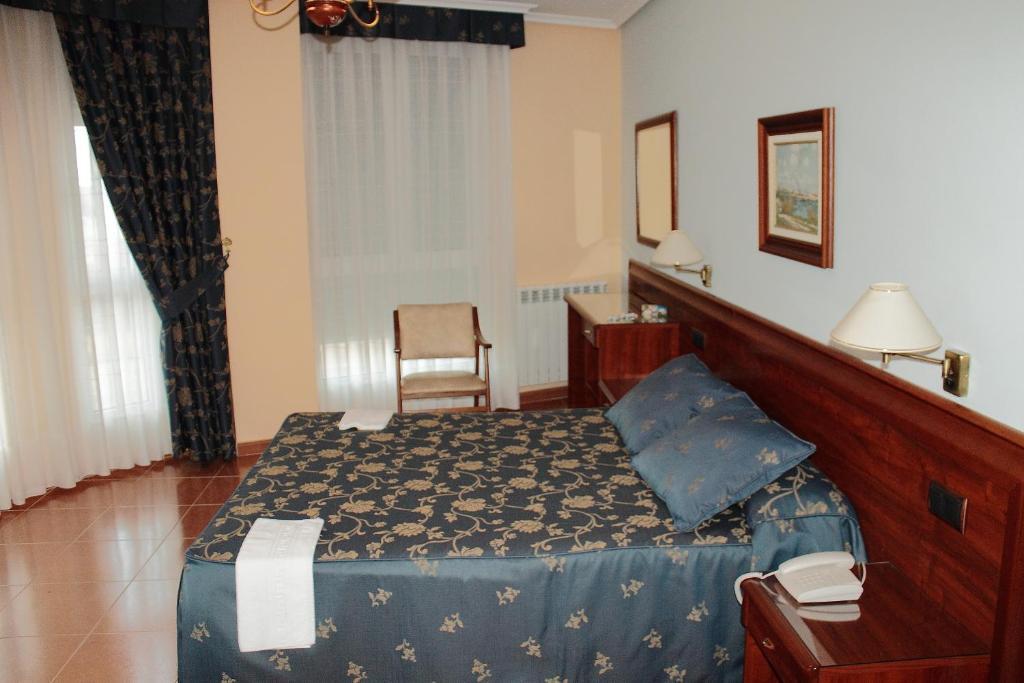Hostal Castilla Бенавенте Номер фото